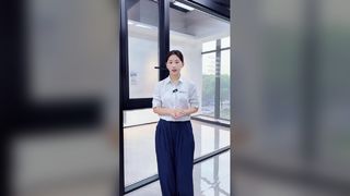 Flügelfenster mit integriertem Bildschirm der EDUN 100-Serie